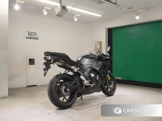 Проданный Honda CBR600RR id 4184290 из Японии, фото 21