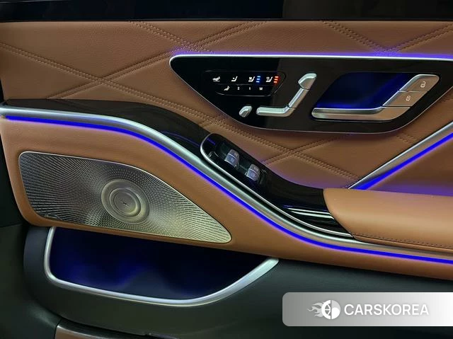 Mercedes-Benz Maybach S-class id 4335756 из Китая 21