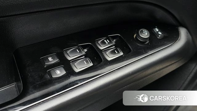 Ssangyong The New Rexton Sports Cannes id 4774146 из Кореи 21