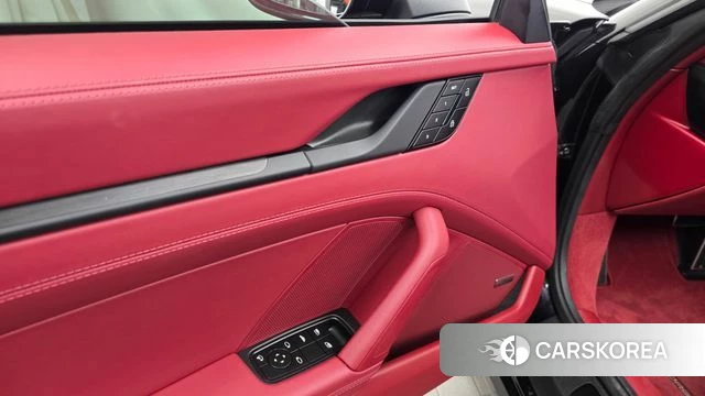 Porsche 911(992) id 4649558 из Кореи 21
