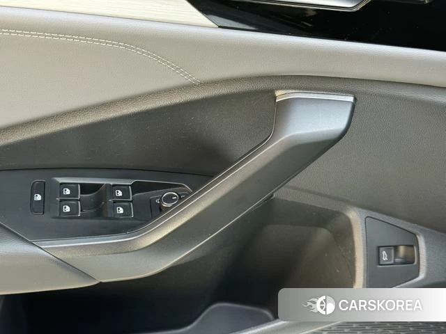 Volkswagen Sagitar id 4207947 из Китая 21