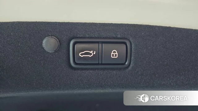 Hyundai The New Grandeur IG Hybrid id 4423875 из Кореи 21