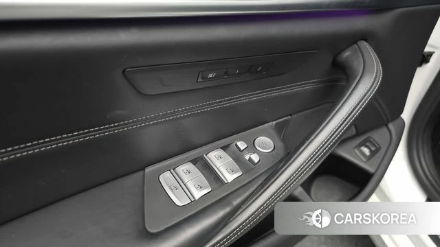 BMW 5 Series (G30) id 4741861 из Кореи 21