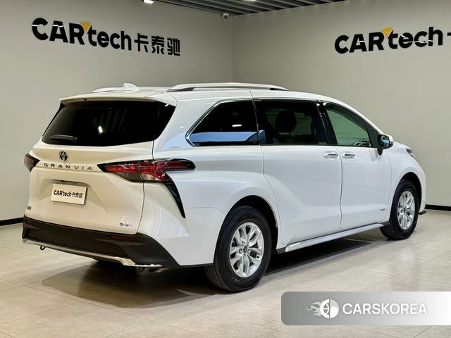 Toyota Grevia id 3889862 из Китая 21