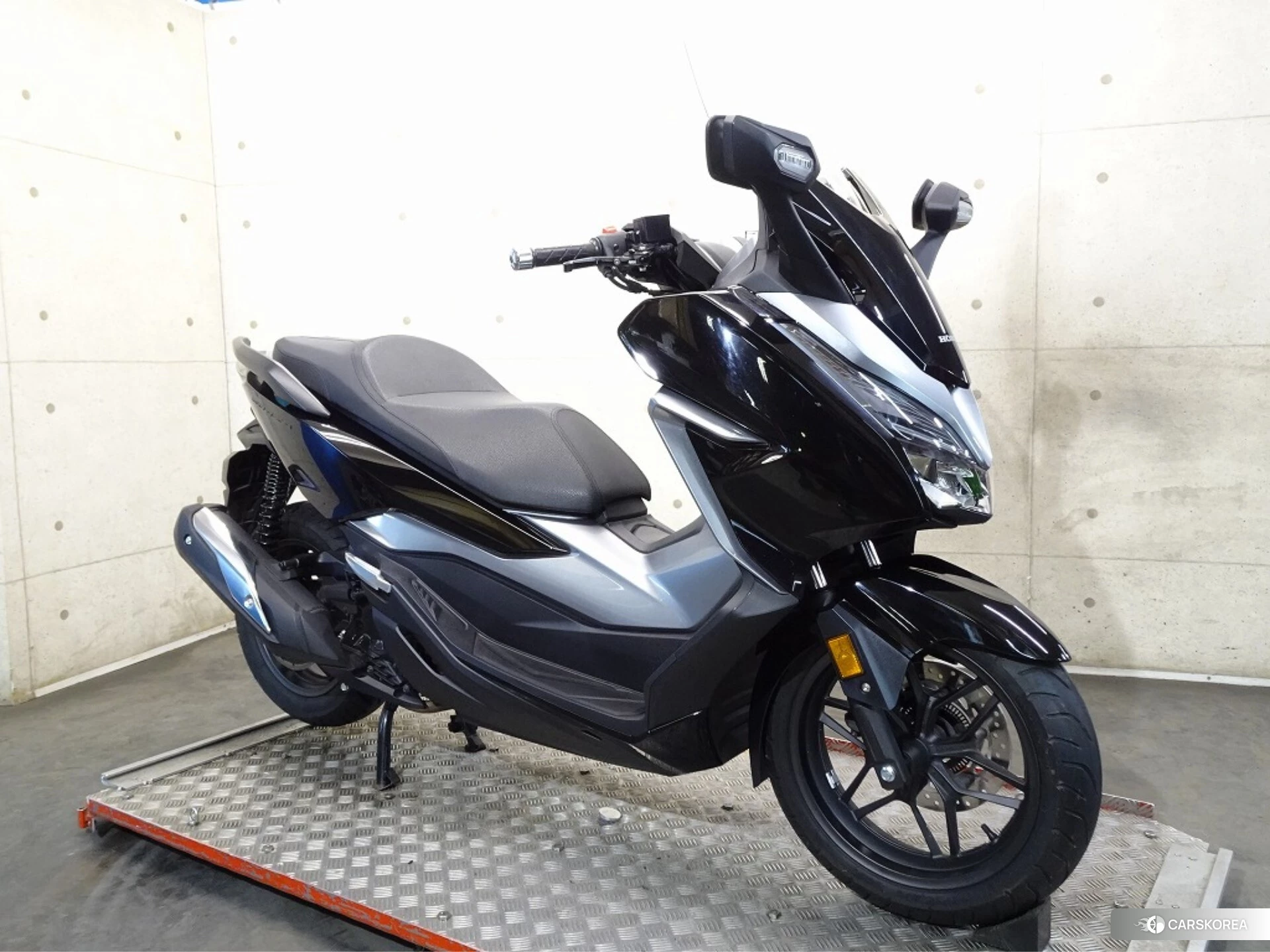 Honda FORZA id 4380212 из Японии 21