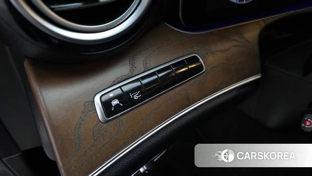 Mercedes-Benz E-Class W213 id 4203913 из Кореи 21