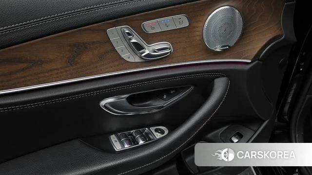 Mercedes-Benz E-Class W213 id 4658356 из Кореи 21