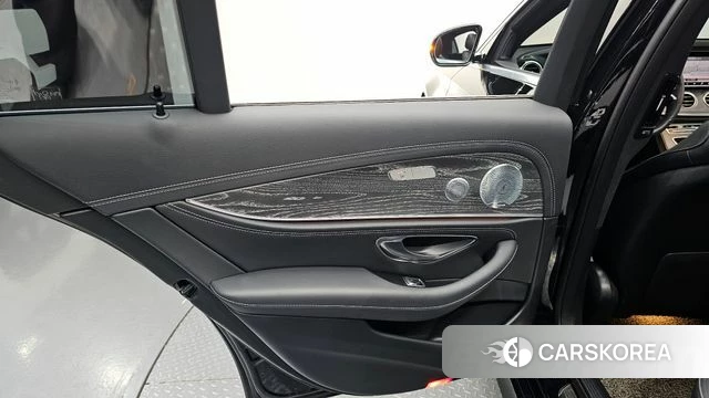 Mercedes-Benz E-Class W213 id 4389651 из Кореи 21
