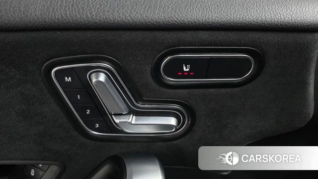 Mercedes-Benz A-Class W177 id 4881179 из Кореи 21