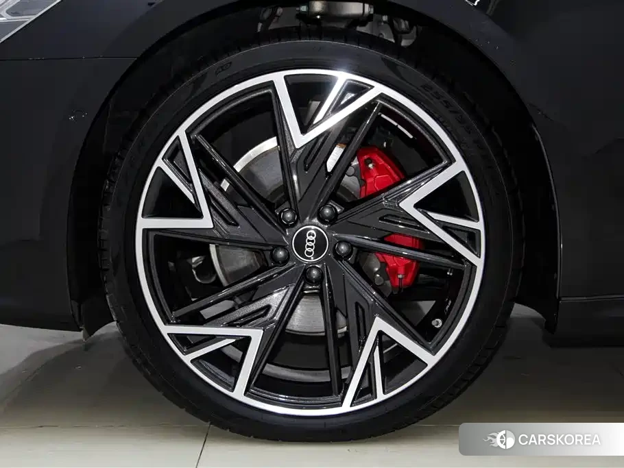 Audi A7L id 4601067 из Китая 21