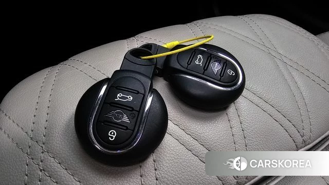 Mini Cooper S id 4726217 из Кореи 21