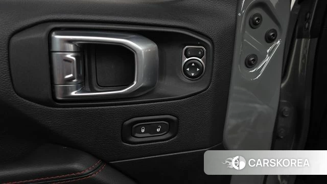 Jeep Wrangler (JL) id 4871735 из Кореи 21