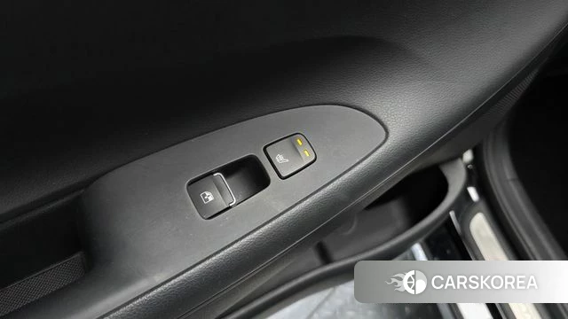 Hyundai The New Grandeur IG Hybrid id 4370780 из Кореи 21