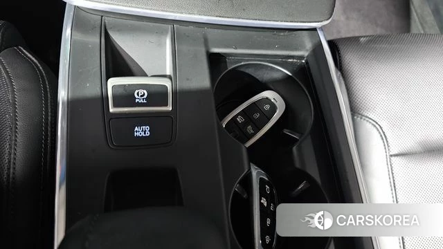 Hyundai The New Grandeur IG Hybrid id 4338273 из Кореи 21