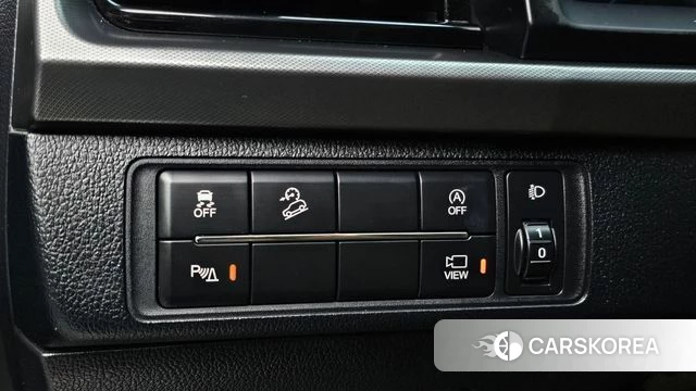 Ssangyong The New Rexton Sports Cannes id 4904709 из Кореи 21