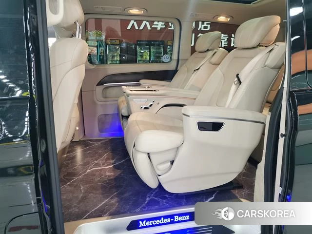Mercedes-Benz V-class id 3908325 из Китая 21