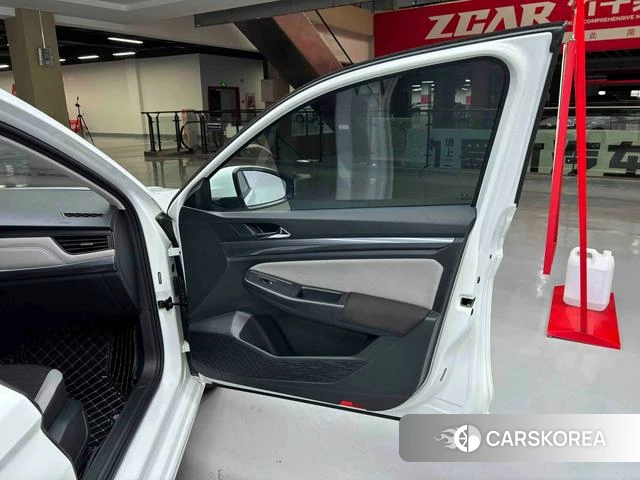 Volkswagen Bora id 4290673 из Китая 21