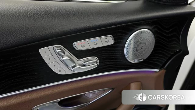 Mercedes-Benz E-Class W213 id 4363308 из Кореи 21