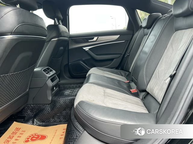 Audi A6L id 4399674 из Китая 21