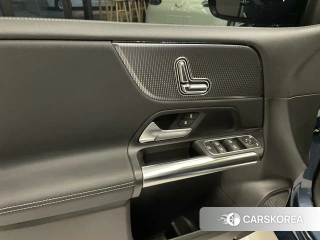 Mercedes-Benz Class B id 4273728 из Китая 21