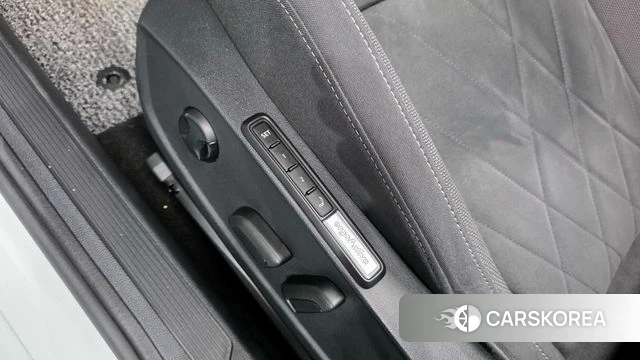 Volkswagen Golf 8th Generation id 4243258 из Кореи 21