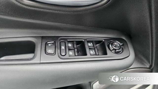 Jeep Renegade id 4549666 из Кореи 21