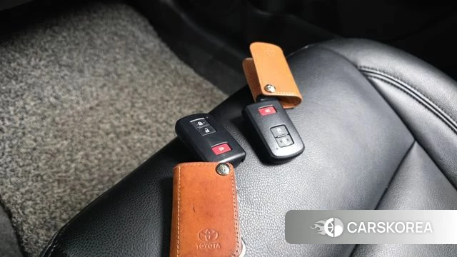 Toyota Prius C id 4285911 из Кореи 21