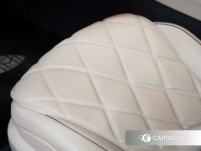 Mercedes-Benz Maybach S-class id 4275345 из Китая 21
