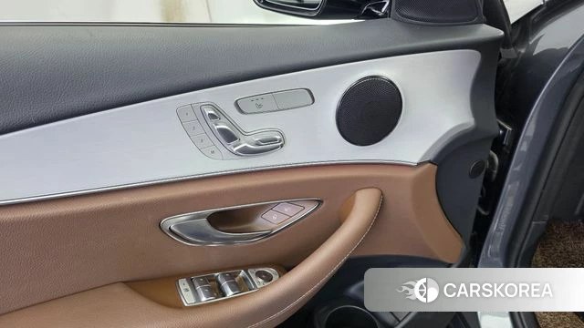 Mercedes-Benz E-Class W213 id 4518881 из Кореи 21
