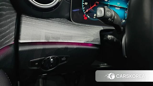 Mercedes-Benz E-Class W213 id 4355460 из Кореи 21