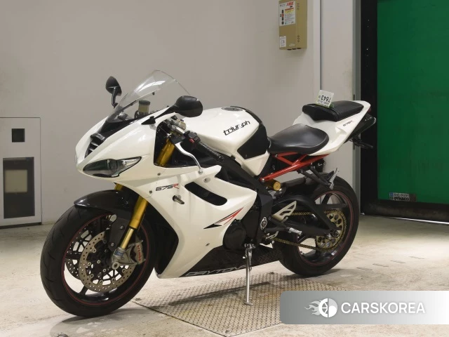 Triumph DAYTONA 675R id 3946628 из Японии 21