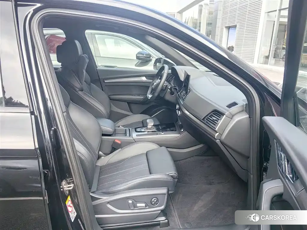 Audi Q5L id 4559805 из Китая 21