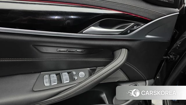 BMW 5 Series (G30) id 4701297 из Кореи 21