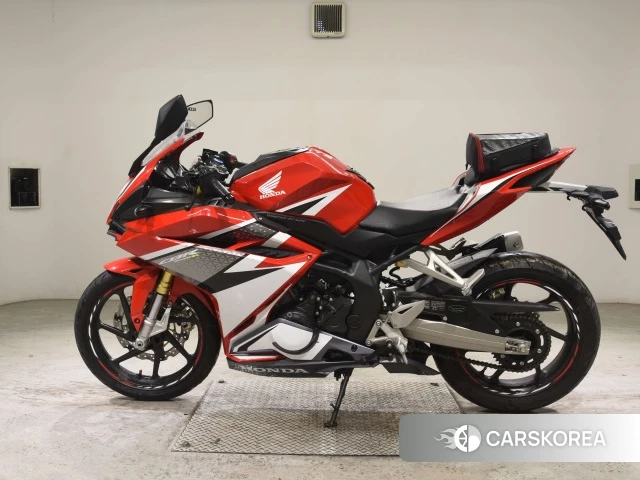 Проданный Honda CBR250RR ABS id 3946918 из Японии, фото 21