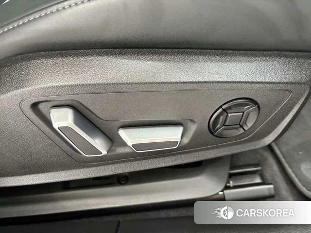 Audi A6L id 4366071 из Китая 21