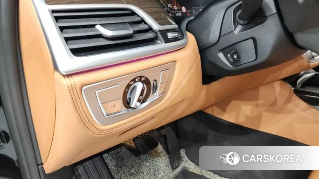 BMW 7 Series (G11) id 4282850 из Кореи 21