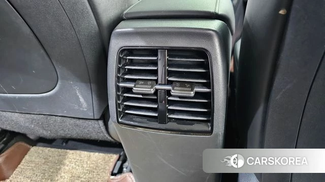 Kia Di Ol Nu Niro id 4592599 из Кореи 21