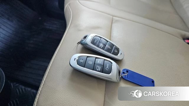 Hyundai Staria id 4323386 из Кореи 21