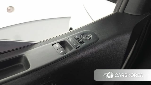 Hyundai Staria id 4428424 из Кореи 21