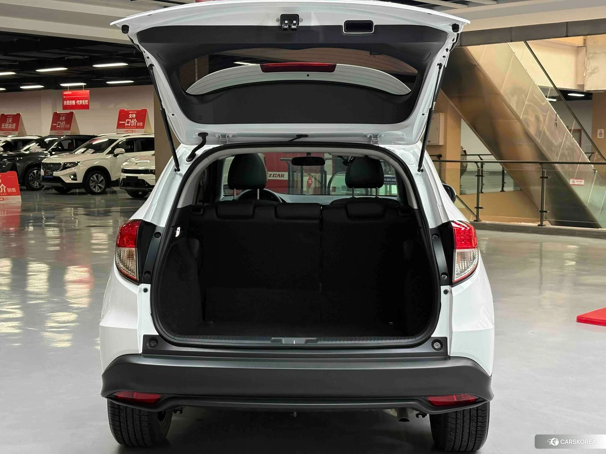 Honda Vezel id 4453836 из Китая 21
