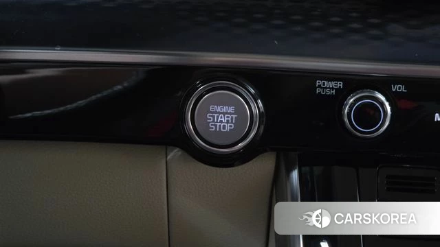 Kia Carnival 4th generation id 4383540 из Кореи 21