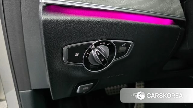 Mercedes-Benz E-Class W213 id 4382548 из Кореи 21