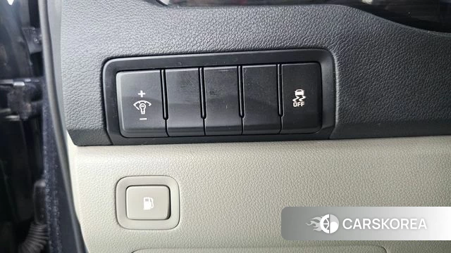 Kia The New Carnival id 4563140 из Кореи 21
