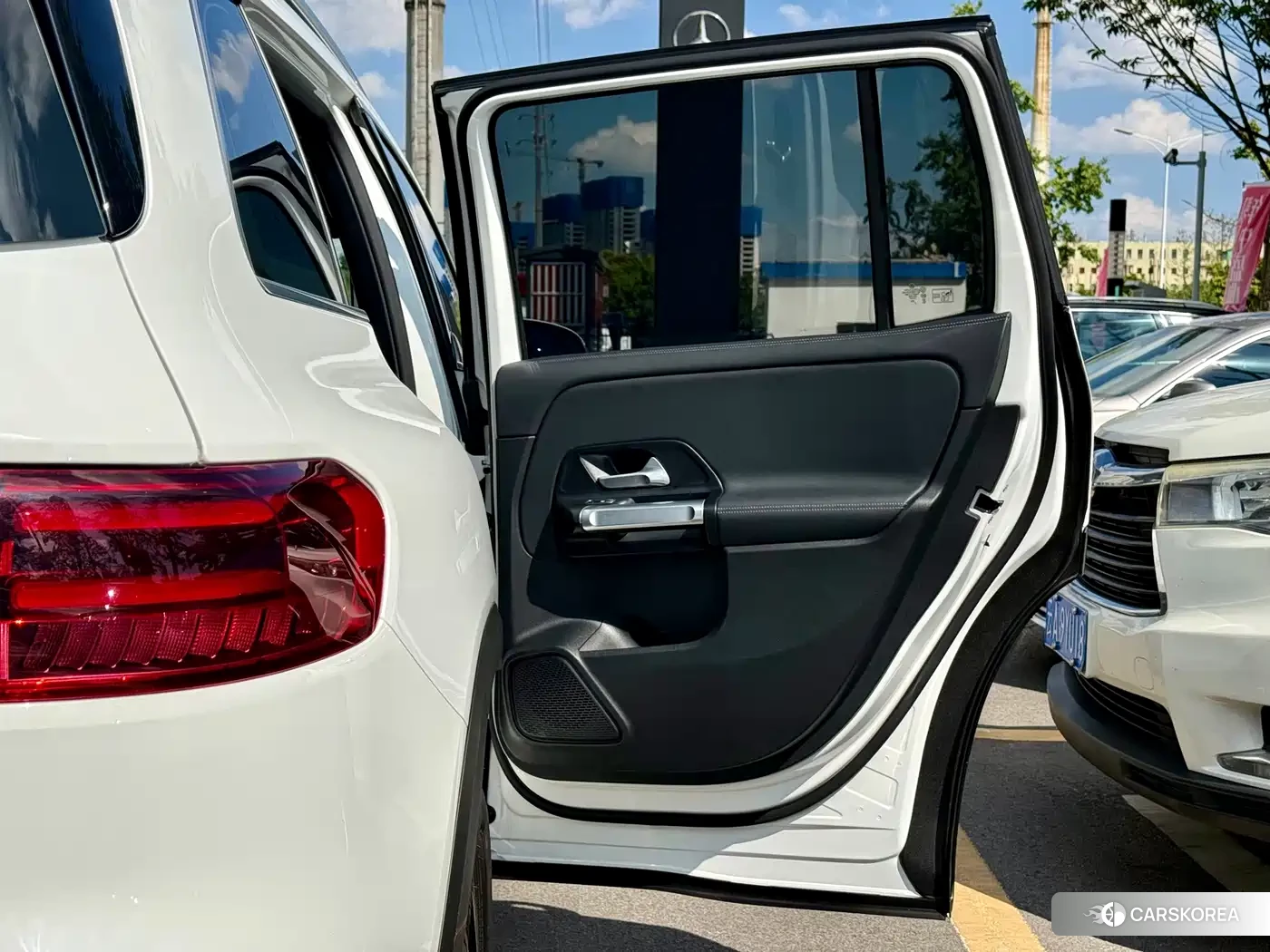 Mercedes-Benz GLB id 4589441 из Китая 21