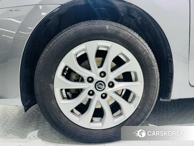 Nissan Xuan Yi id 4273523 из Китая 21