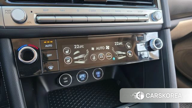 Genesis The New G70 id 4691287 из Кореи 21