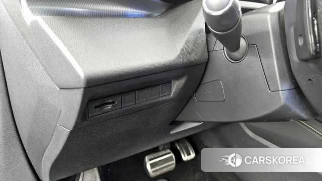 Peugeot 308 Third generation id 4200884 из Кореи 21