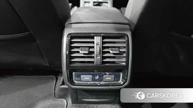 Volkswagen Passat GT (B8) id 4609506 из Кореи 21