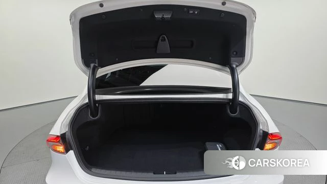 Hyundai The New Grandeur IG Hybrid id 4726456 из Кореи 21