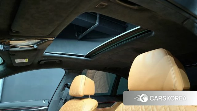 BMW 7 Series (G11) id 4282626 из Кореи 21